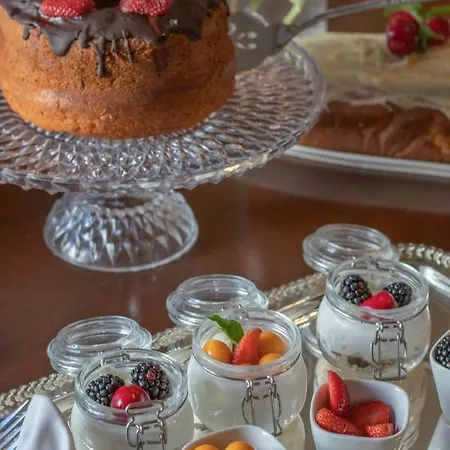 فندق Hagiati Anastasiou & *