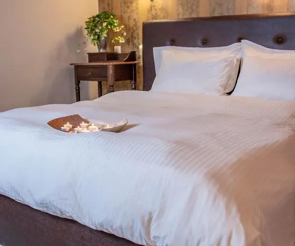Hagiati Anastasiou & Hotel