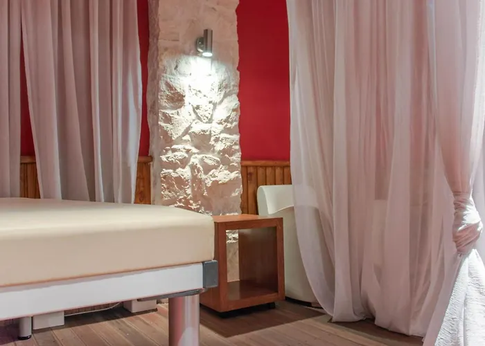 Hotel Hagiati Anastasiou & *