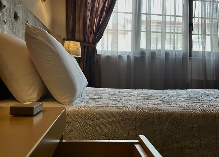 Hagiati Anastasiou & Hotel *